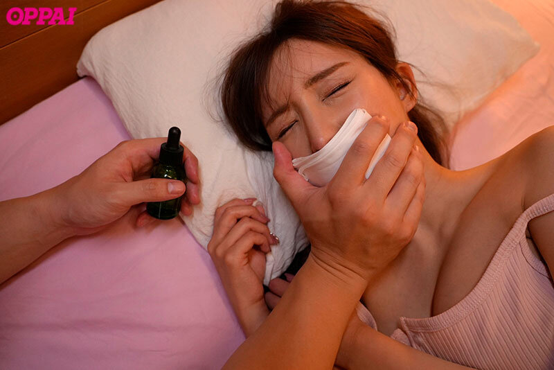 PPPE-356 ひと回りも年の離れた出来のいい義妹に片思いして10年。 ある日彼氏ができたと知った俺は、嫉妬のあまり睡眠薬を盛って毎晩中出し昏●レ×プをし続けていた…。