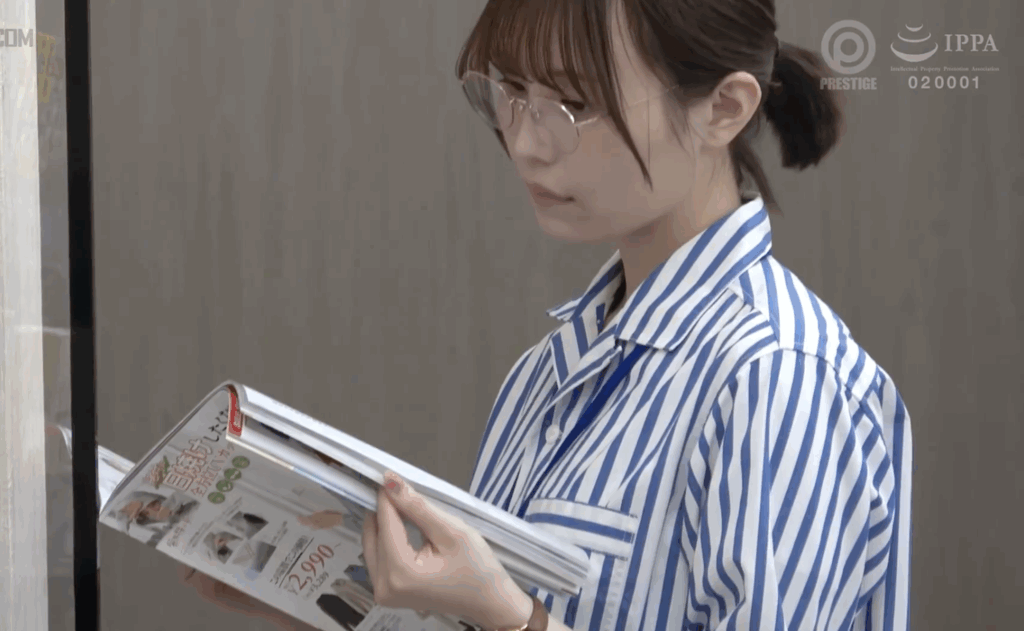 ABF-273 中年男のねっちょりセックスに溺れる文系女子。粘着性高湿度サイレントセックス 釈アリス