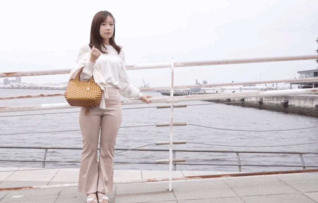 MFYD-052 隐退Youtuber人妻出道「若叶结希」2025/10/20新作