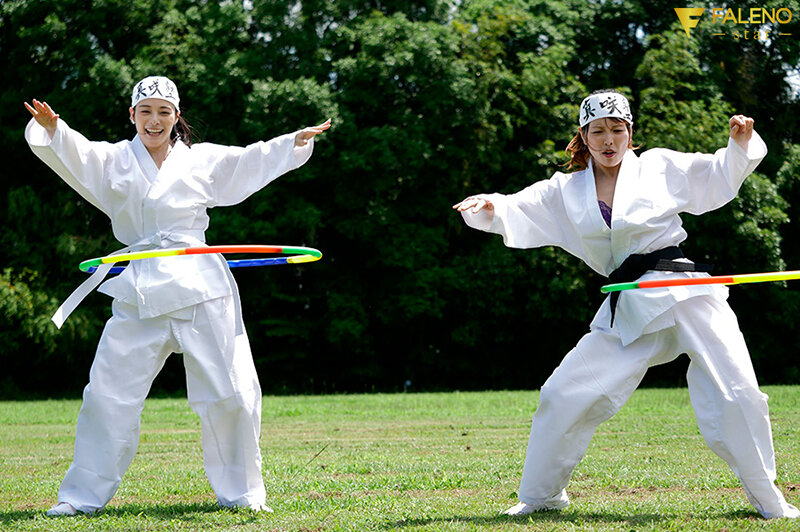 FNS-132 魁・真咲塾 28時間完全痴女覚醒訓練 吉高寧々