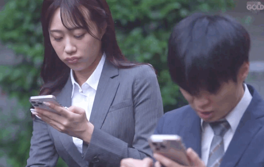 MGOLD-048 出張先で童貞部下と相部屋…エロ挑発で勃起誘った女上司、暴走激ピスで主導権握られ一晩中イキ壊される 澪奈あすみ