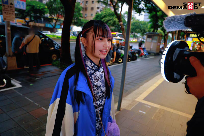 FTAV-014 total12時間ずぅーーーーーーとカメラ目線生活チャレンジ!! 移動中も、食事中も、おち○ぽハメられ中だって…齋齋いつきにはいつだってコッチを向いていて欲しい!!!!!