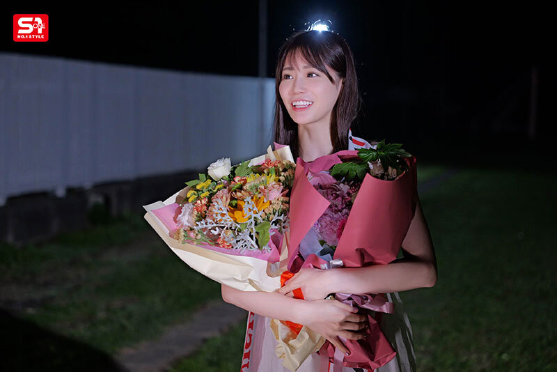 SNOS-033 未歩なな引退作 ガチファン感謝祭「私と勝負して勝ったらヤらせてあ・げ・る」引退だから本気でファンと向き合った泥と涙と体液まみれのSEX運動会