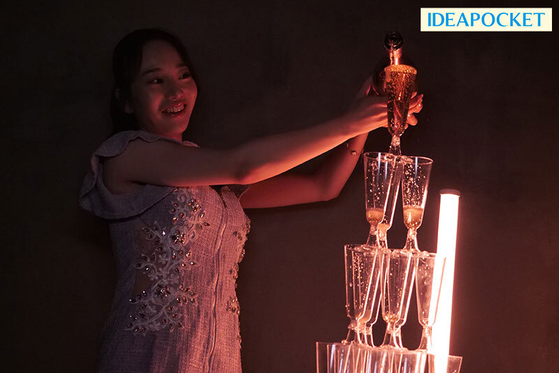 IPZZ-773 枕営業のSEXがあまりにもエロすぎると客の間で噂になり金持ちがこぞって高級シャンパンを入れた結果 入店3ヶ月で1億円プレーヤーになった銀座の現役新星キャバ嬢デビュー 紫月みやび