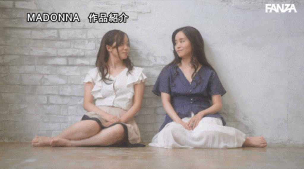 JUR-653 リアル’双子’人妻、史上初AVデビュー W不倫記念日。