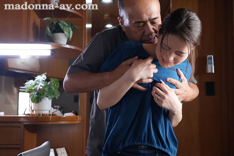 JUR-603 義父と同居して4年…これは私が生で挿入され続けて、快感に目覚めて、妊娠するまでの話です。涼菜波美 