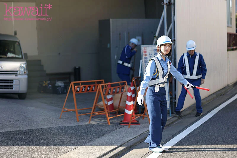 CAWD-947 史上最も幼くエッチなAカップ合法ロリ交通警備員 AVデビュー 翔乃そら