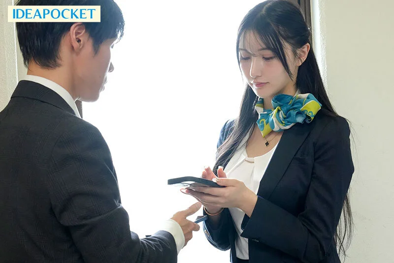 IPZZ-807 ラブホお持ち帰りした真面目な受付嬢が酔って痴女に変貌主導権を握られチェックアウト過ぎても射精させられ続けた 藤咲まい