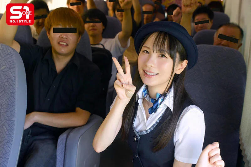SNOS-182 元バスガイド村上悠華の48時間セクハラOKファン感謝バスツアー 憧れAV女優の美顔・柔乳・近い距離感にシロウト男子大暴走！ザーメン22発も受け止める大乱交祭り 村上悠華
