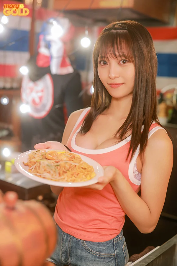 MGOLD-060 微笑みの国からの留学生 アジアン居酒屋でバイトしながら大学に通う褐色のスレンダーボディ美少女AV DEBUT 
