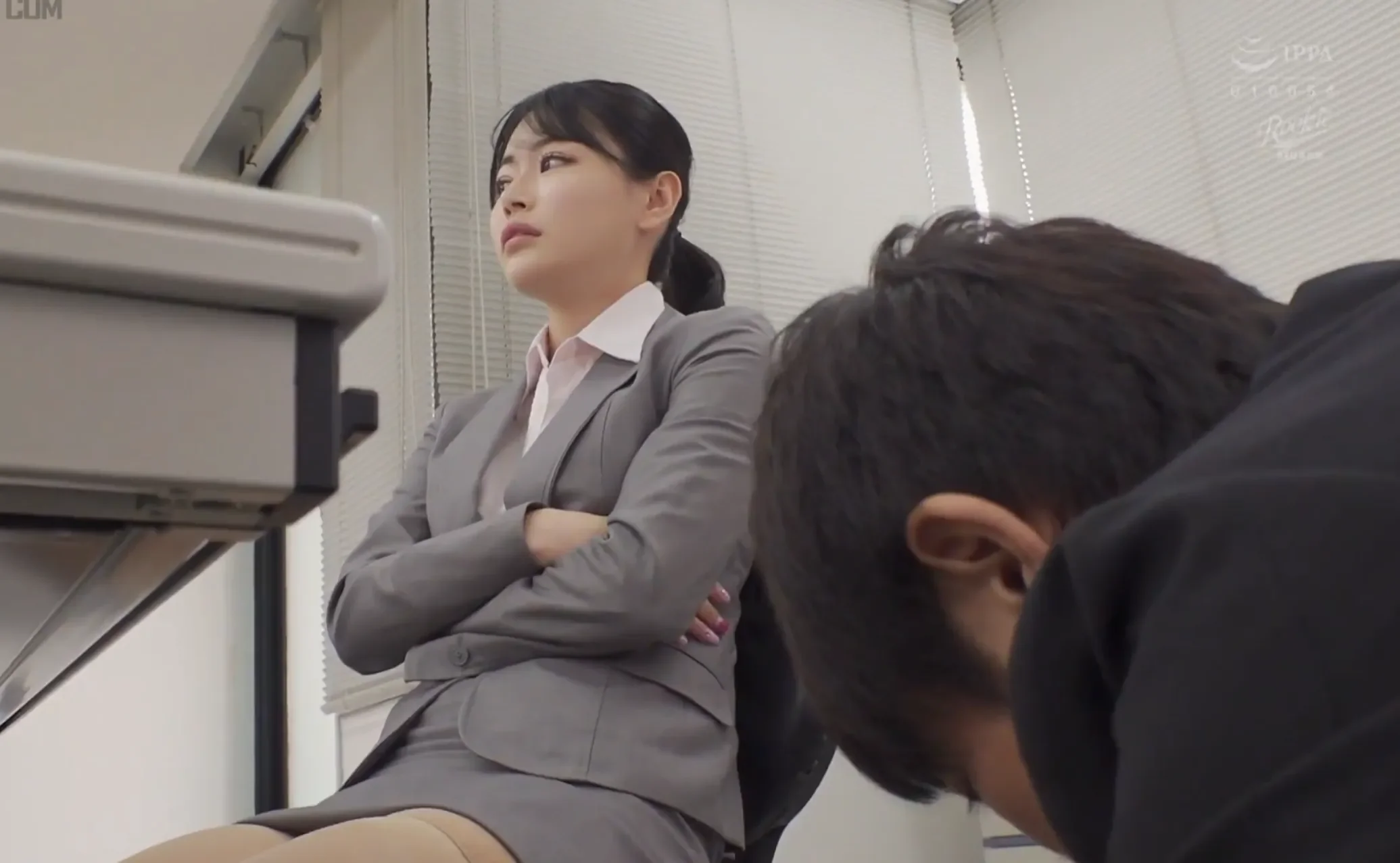 PFES-113 偉そうにしやがって。小っちゃいリボンの付いたパンティ履いてるくせに。～女上司なんてもう怖くない～ 響乃うた